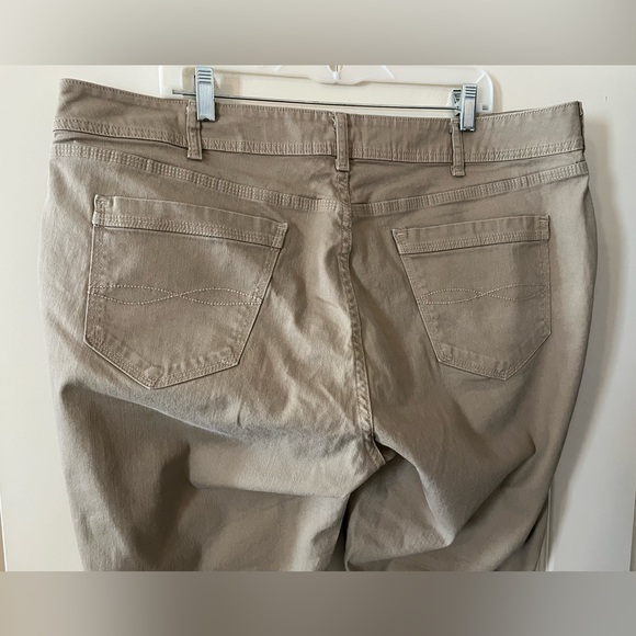 Lee Riders Tan Khaki Cotton Spandex Blend Pants Women’s Size 22W - Picture 3 of 16